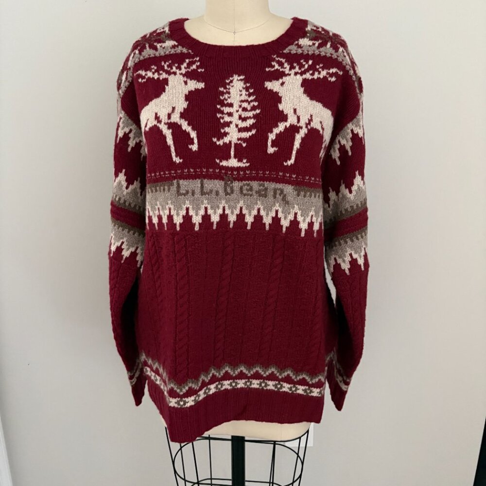 L.L. Bean 100% lambswool Crewneck Sweater Reindeer Dark Red Grandpacore Cabin L